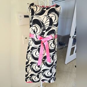 Avenue Dress, black and white with pink bow and lining. Size 14